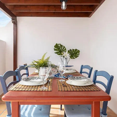 Apartamento En La Playa De *